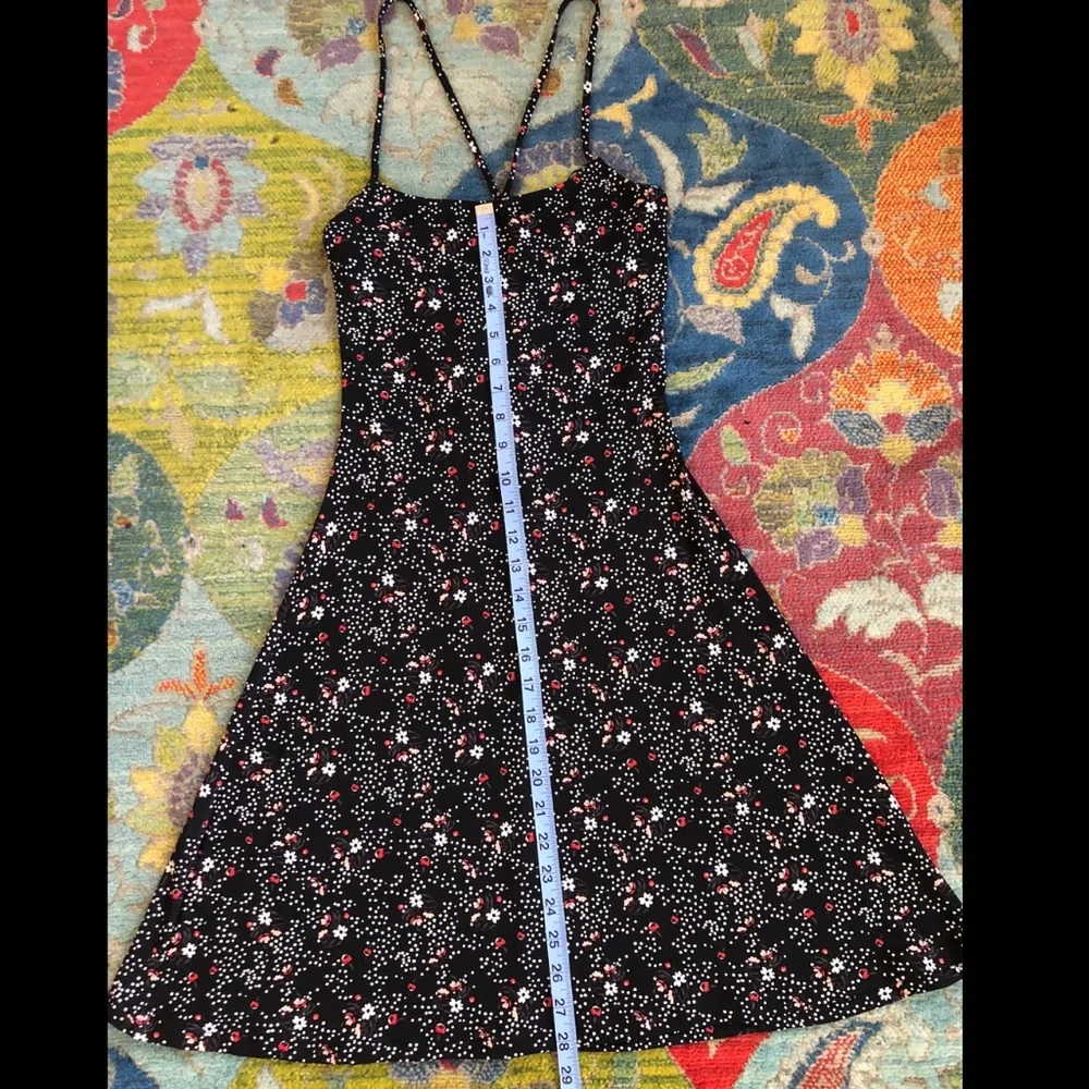 H&M Divided Black Floral Strap Dress - Picture 4 of 6